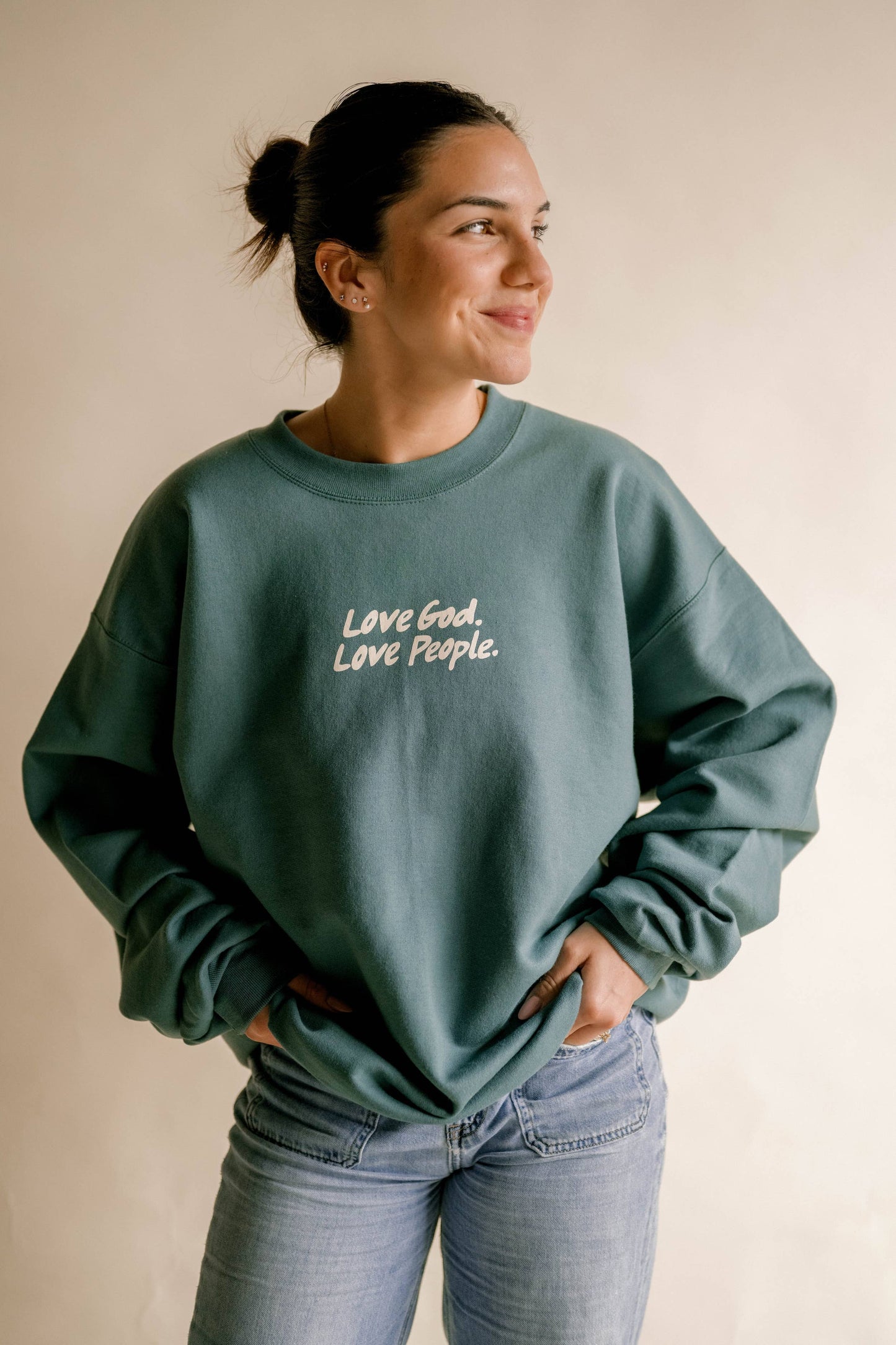 Love God Love People Pullover l Christian Pullover: S