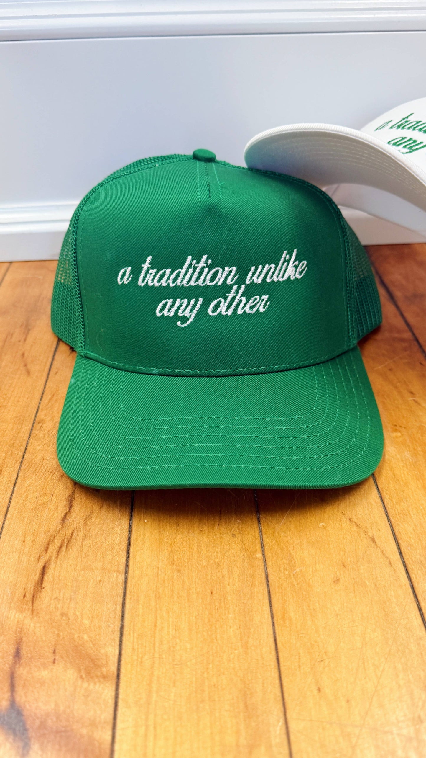 A Tradition Unlike Any Other Masters Embroidered Canvas + Mesh Hat: White hat | kelly green thread