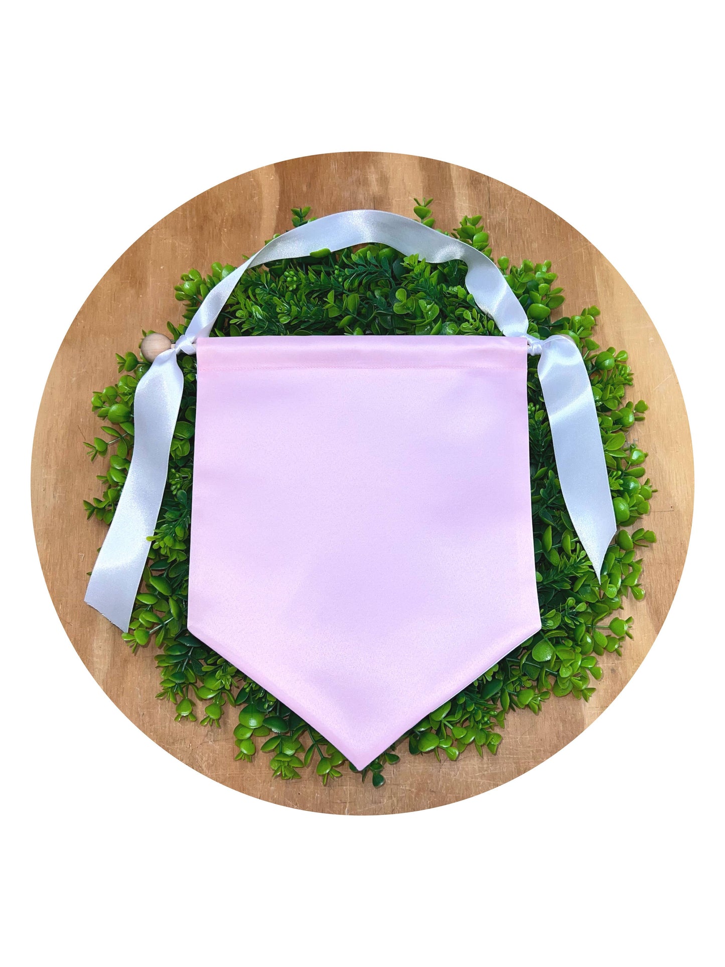 Satin Banner with Hanging Set: Pink